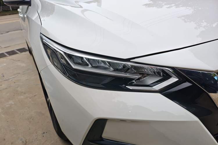 Used Nissan Sylphy 2020 1.6L XL CVT Enjoyment Edition Right Front Headlight