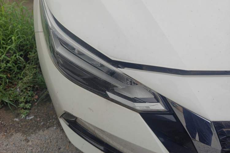 Used Nissan Sylphy 2020 1.6L XL CVT Enjoyment Edition Right Front Headlight