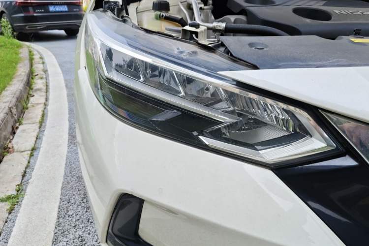 Used Nissan Sylphy 2020 1.6L XL CVT Enjoyment Edition Right Front Headlight