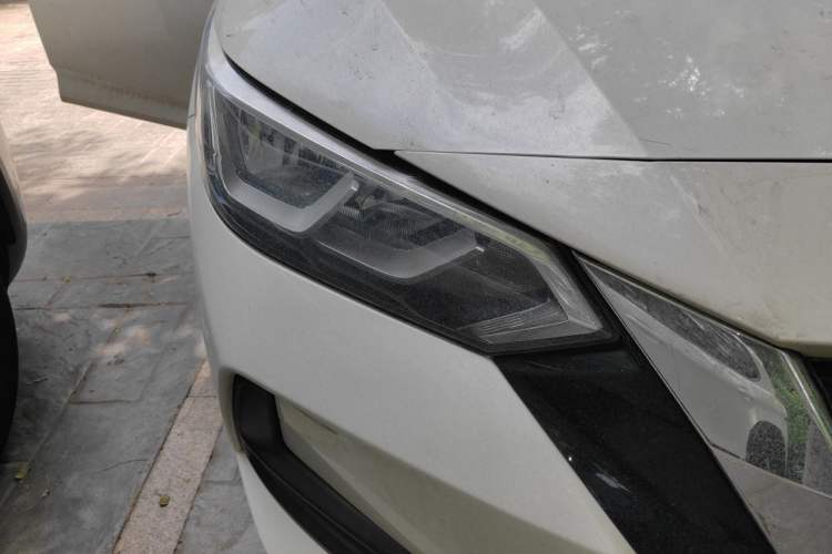 Used Nissan Sylphy 2020 1.6L XE CVT Comfort Edition Right Front Headlight