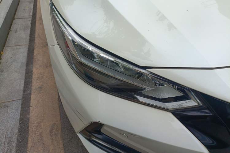 Used Nissan Sylphy 2020 Revised 1.6L XL CVT Enjoyment Edition Right Front Headlight