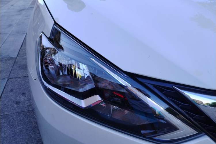 Used Nissan Sylphy 2020 Revised 1.6L XE CVT Comfort Edition Right Front Headlight