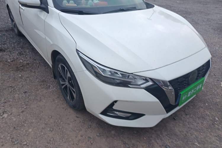 Used Nissan Sylphy 2020 Revised Version 1.6L XL CVT Smart Enjoyment Edition Right Front Headlight