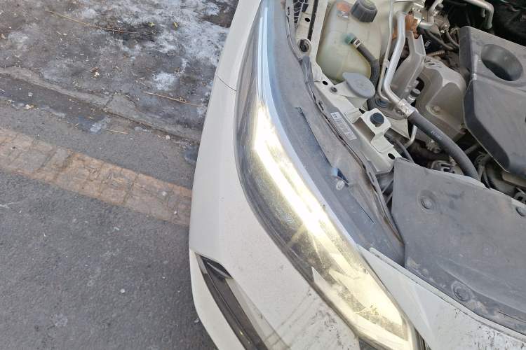 Used Nissan Sylphy 2020 1.6L XL CVT Smart Enjoyment Edition Right Front Headlight