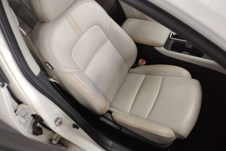 Used Nissan Sylphy 2020 1.6L XL CVT Enjoyment Edition Right Front Seat