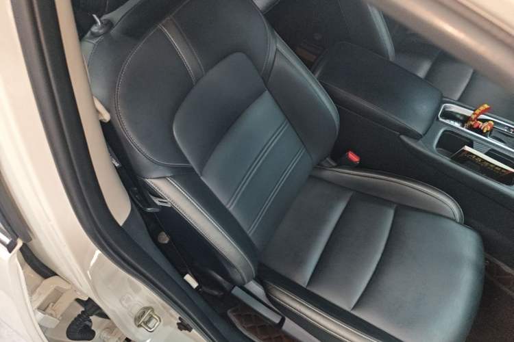 Used Nissan Sylphy 2020 1.6L XL CVT Enjoyment Edition Right Front Seat