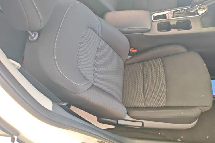 Used Nissan Sylphy 2020 1.6L XE CVT Comfort Edition Right Front Seat