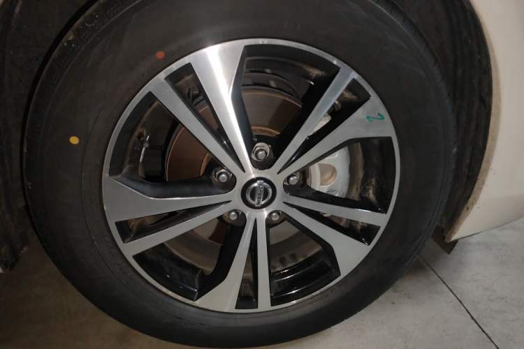 Used Nissan Sylphy 2020 1.6L XL CVT Enjoyment Edition Right Front Wheel Hub