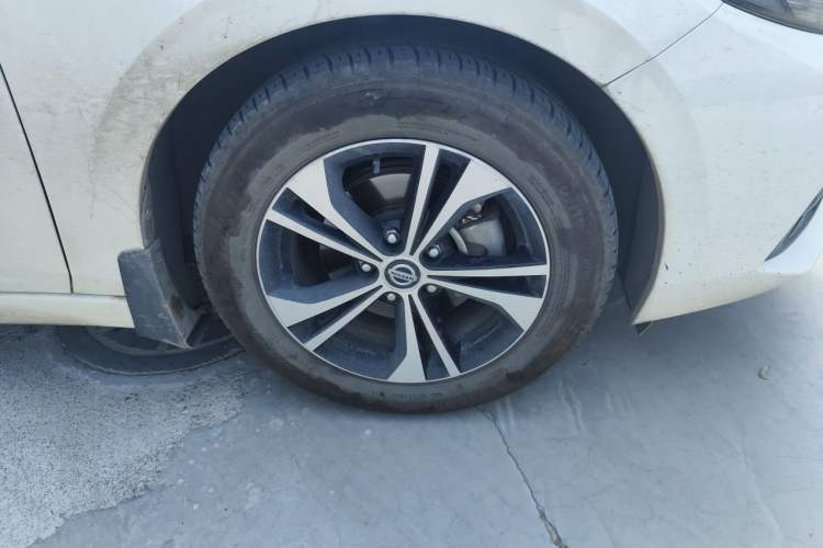 Used Nissan Sylphy 2020 Revised Version 1.6L XL CVT Smart Enjoyment Edition Right Front Wheel Hub