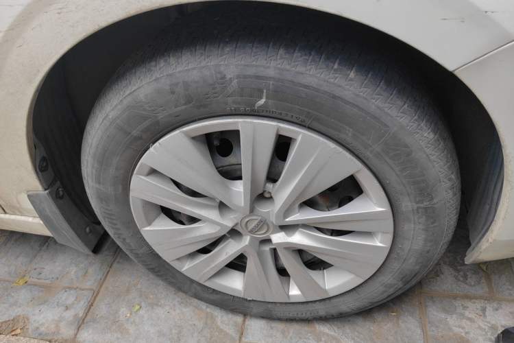 Used Nissan Sylphy 2020 1.6L XE CVT Comfort Edition Right Front Wheel Hub
