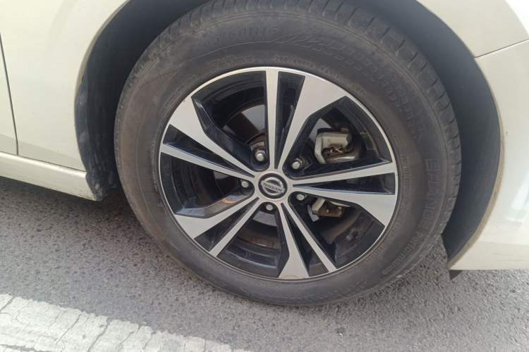 Used Nissan Sylphy 2020 Revised Version 1.6L XL CVT Smart Enjoyment Edition Right Front Wheel Hub