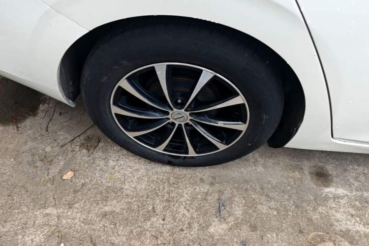 Used Nissan Sylphy 2020 1.6L XE CVT Comfort Edition Right Rear Wheel Hub