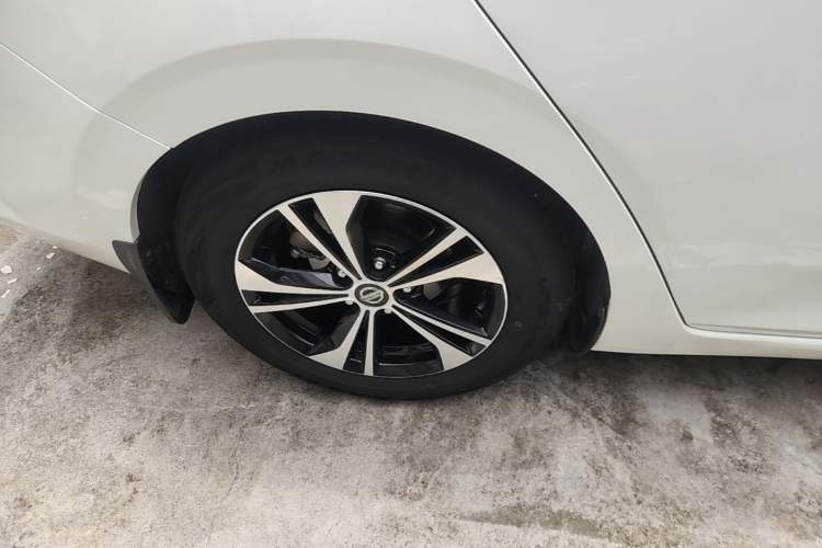 Used Nissan Sylphy 2020 Revised Version 1.6L XL CVT Smart Enjoyment Edition Right Rear Wheel Hub