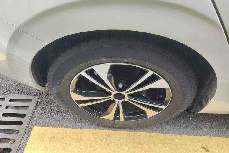 Used Nissan Sylphy 2020 1.6L XL CVT Enjoyment Edition Right Rear Wheel Hub
