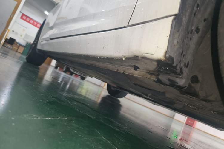 Used Nissan Sylphy 2020 1.6L XE CVT Comfort Edition Right Side Sill