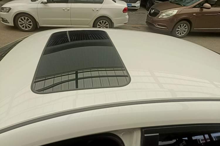 Used Nissan Sylphy 2020 1.6L XL CVT Enjoyment Edition Roof