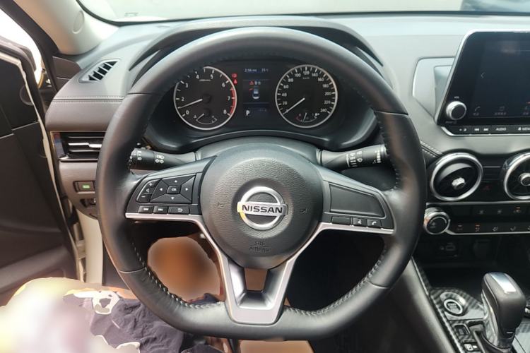 Used Nissan Sylphy 2020 Revised Version 1.6L XL CVT Smart Enjoyment Edition Steering Wheel
