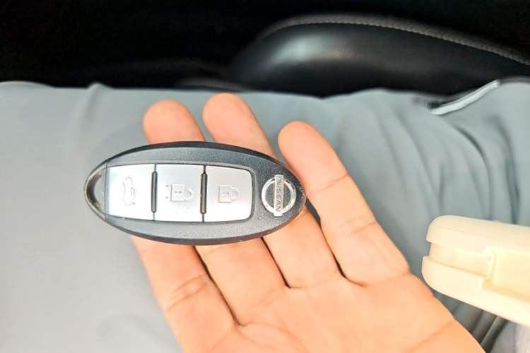 Used Nissan Sylphy 2020 1.6L XE CVT Comfort Edition Vehicle Key