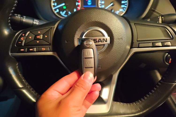 Used Nissan Sylphy 2020 Revised 1.6L XL CVT Enjoyment Edition Vehicle Key