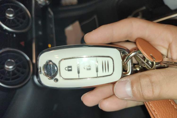 Used Nissan Sylphy 2020 1.6L XL CVT Enjoyment Edition Vehicle Key