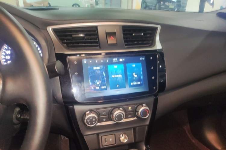 Used Nissan Sylphy 2021 Classic 1.6XL CVT Luxury Edition Audio And AC Panel