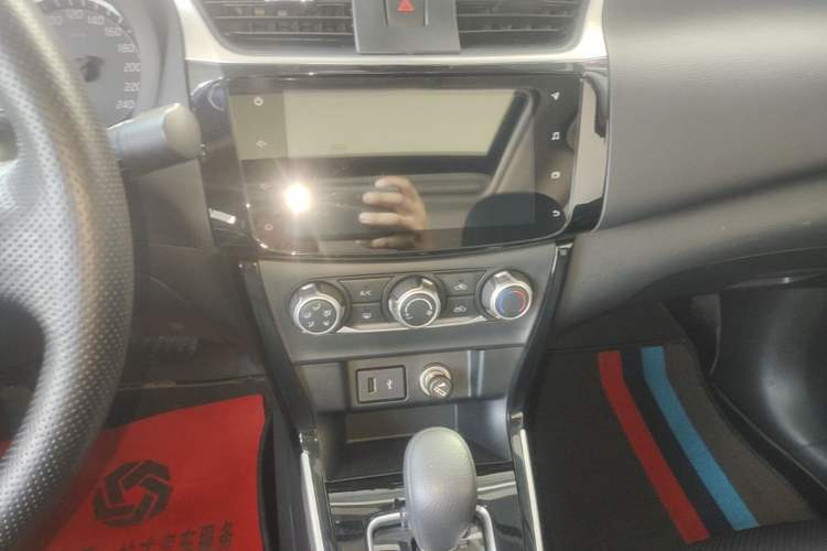 Used Nissan Sylphy 2021 Classic 1.6XL CVT Luxury Edition Audio And AC Panel
