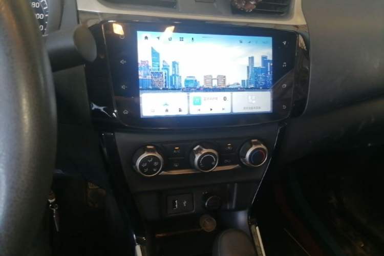 Used Nissan Sylphy 2021 Classic 1.6XL CVT Luxury Edition Audio And AC Panel
