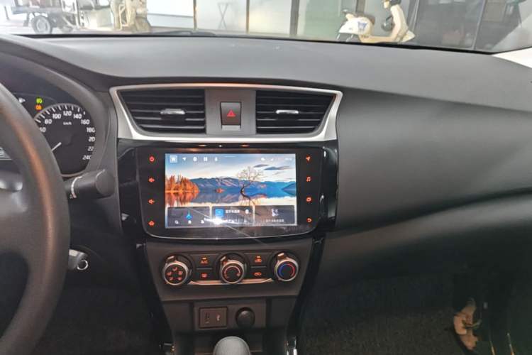 Used Nissan Sylphy 2021 Classic 1.6XL CVT Luxury Edition Audio And AC Panel