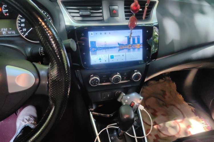 Used Nissan Sylphy 2021 Classic 1.6XL CVT Luxury Edition Audio And AC Panel