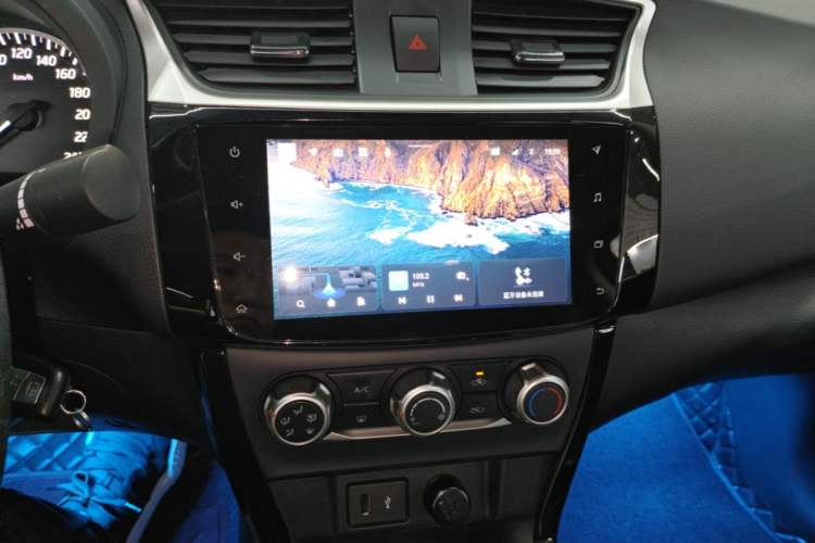 Used Nissan Sylphy 2021 Classic 1.6XL CVT Luxury Edition Audio And AC Panel