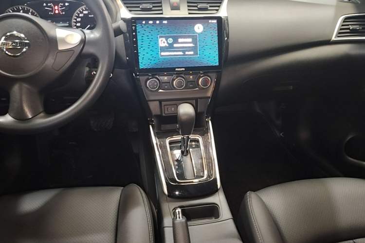 Used Nissan Sylphy 2021 Classic 1.6XL CVT Luxury Edition Audio And AC Panel