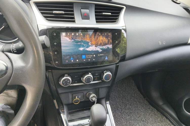 Used Nissan Sylphy 2021 Classic 1.6XL CVT Luxury Edition Audio And AC Panel
