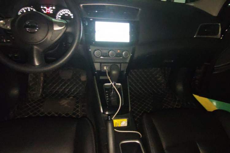 Used Nissan Sylphy 2021 Classic 1.6XL CVT Luxury Edition Audio And AC Panel