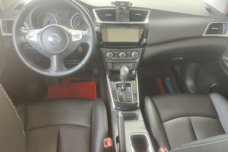 Used Nissan Sylphy 2021 Classic 1.6XL CVT Luxury Edition Center Console