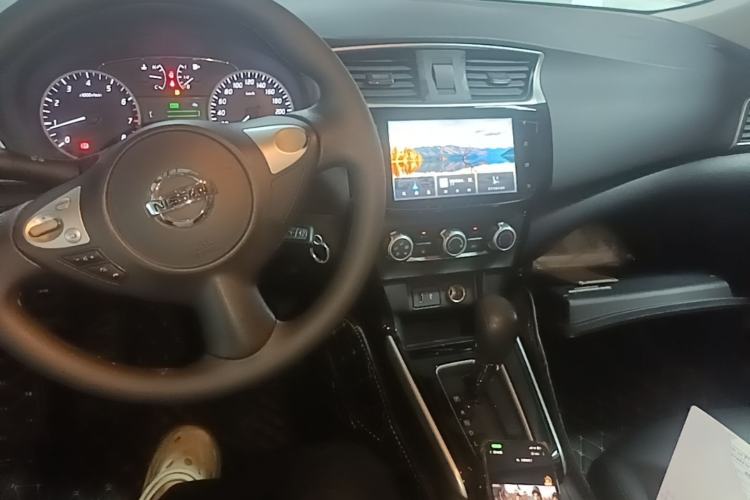Used Nissan Sylphy 2021 Classic 1.6XL CVT Luxury Edition Center Console