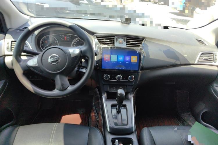 Used Nissan Sylphy 2021 Classic 1.6XE CVT Comfort Edition Center Console