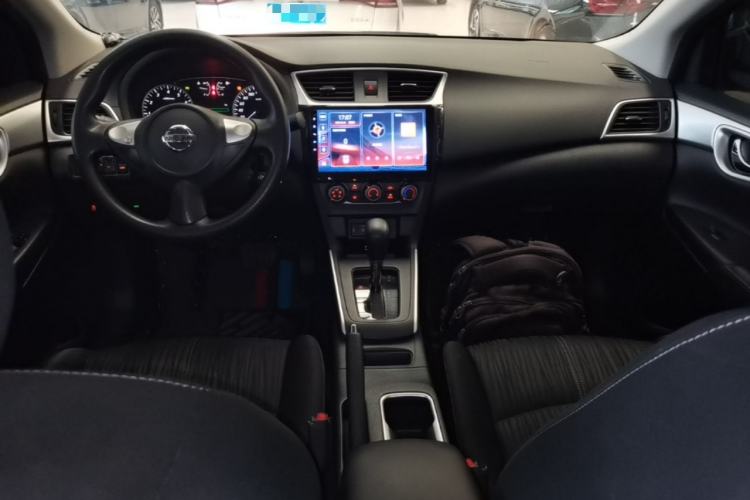 Used Nissan Sylphy 2021 Classic 1.6XL CVT Luxury Edition Center Console