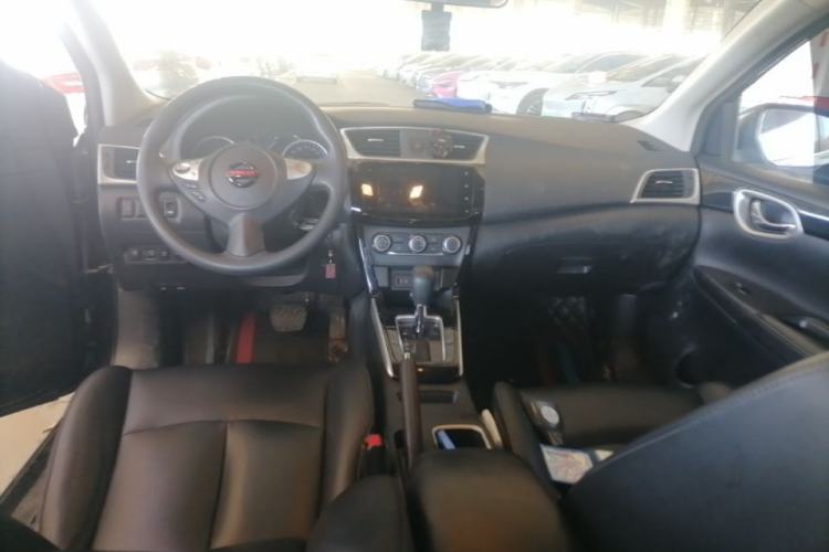 Used Nissan Sylphy 2021 Classic 1.6XL CVT Luxury Edition Center Console