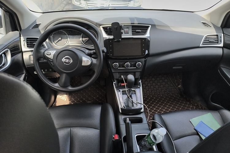 Used Nissan Sylphy 2021 Classic 1.6XL CVT Luxury Edition Center Console