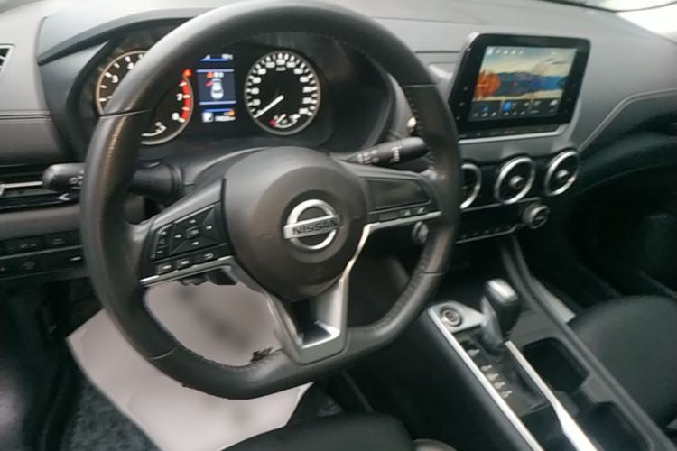 Used Nissan Sylphy 2021 1.6L XL CVT Enjoyment Edition Center Console