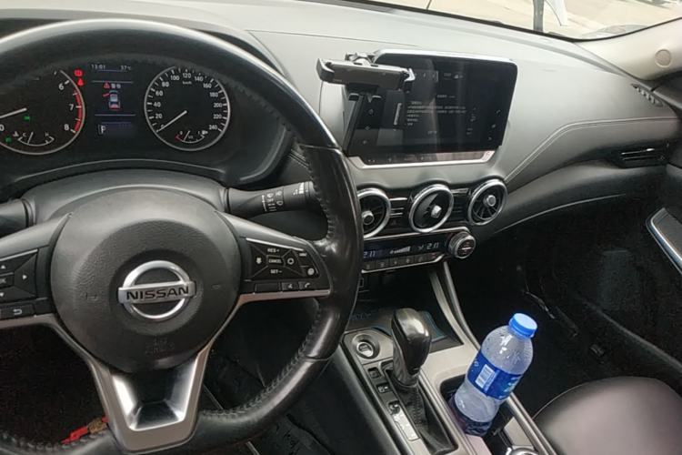 Used Nissan Sylphy 2021 1.6L XL CVT Enjoyment Edition Center Console