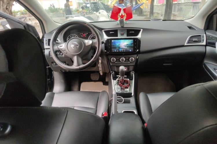 Used Nissan Sylphy 2021 Classic 1.6XL CVT Luxury Edition Center Console