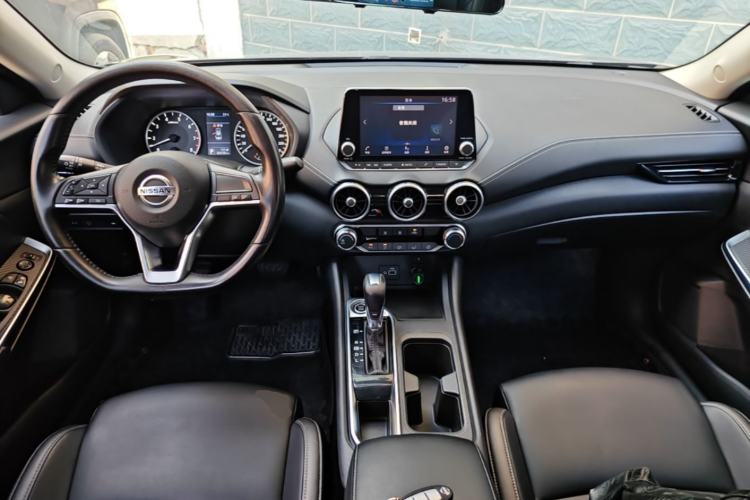 Used Nissan Sylphy 2021 1.6L XL CVT Enjoyment Edition Center Console