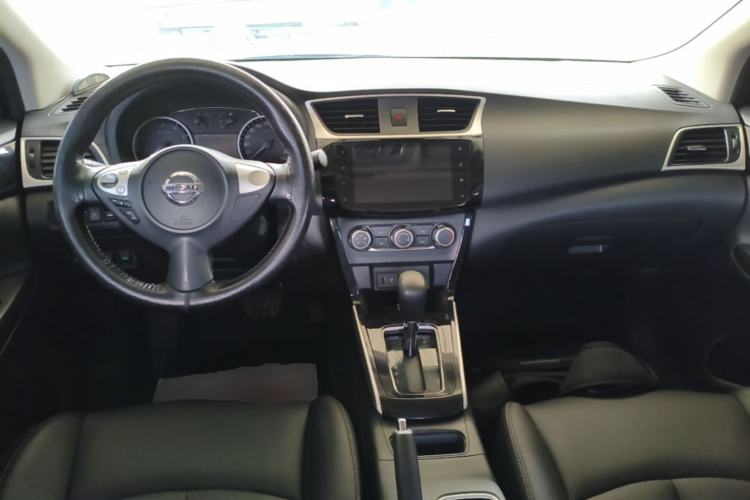 Used Nissan Sylphy 2021 Classic 1.6XL CVT Luxury Edition Center Console