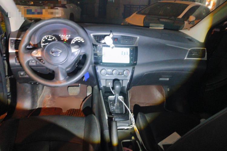 Used Nissan Sylphy 2021 Classic 1.6XL CVT Luxury Edition Center Console