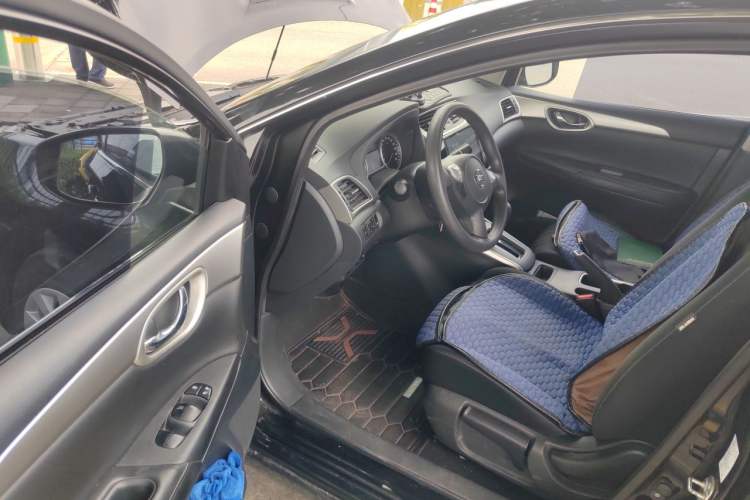 Used Nissan Sylphy 2021 Classic 1.6XE CVT Comfort Edition Driver Seat