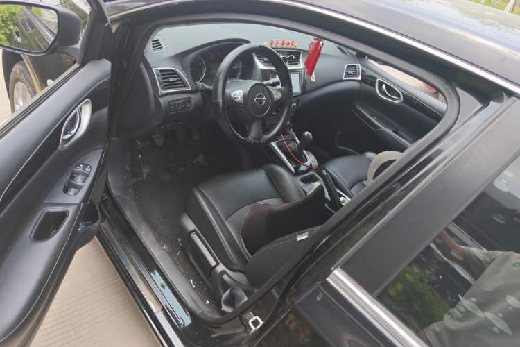Used Nissan Sylphy 2021 Classic 1.6XL Manual Luxury Edition Driver Seat