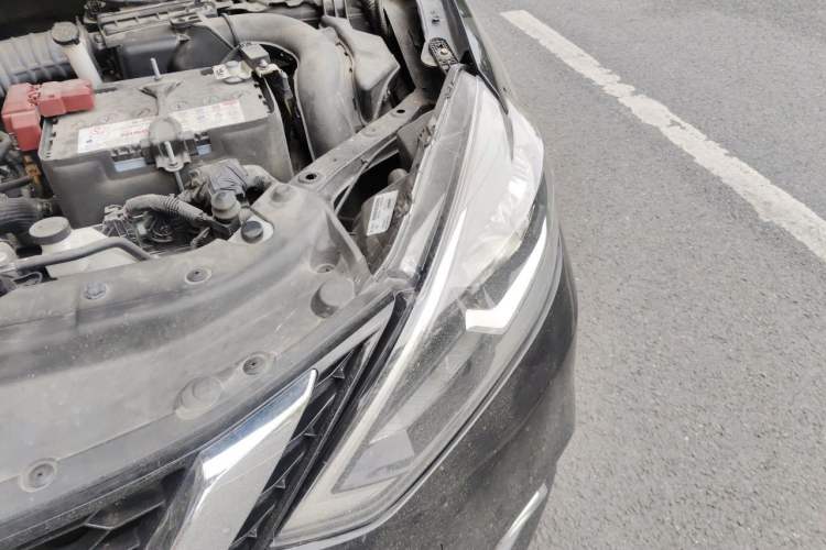 Used Nissan Sylphy 2021 Classic 1.6XL CVT Luxury Edition Engine Bay Left