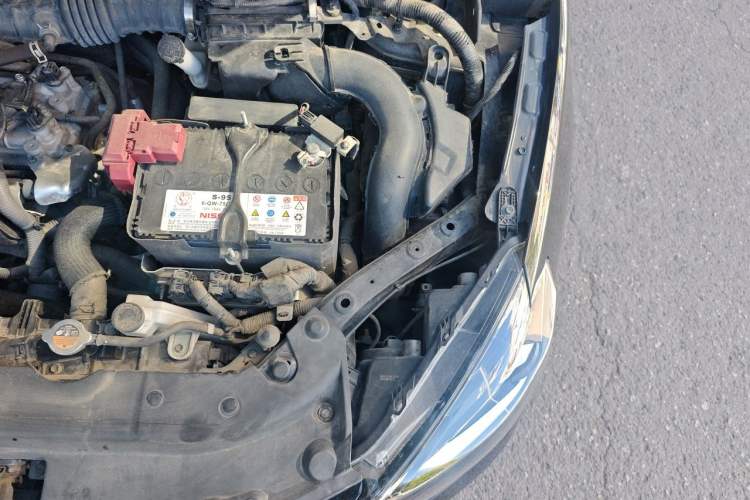 Used Nissan Sylphy 2021 Classic 1.6XL CVT Luxury Edition Engine Bay Left