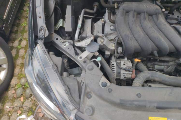 Used Nissan Sylphy 2021 Classic 1.6XE CVT Comfort Edition Engine Bay Right